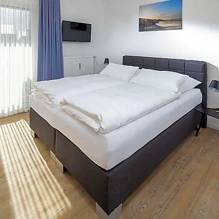 Hotel Haus Bracht- Direkt Am Kurplatz Juist