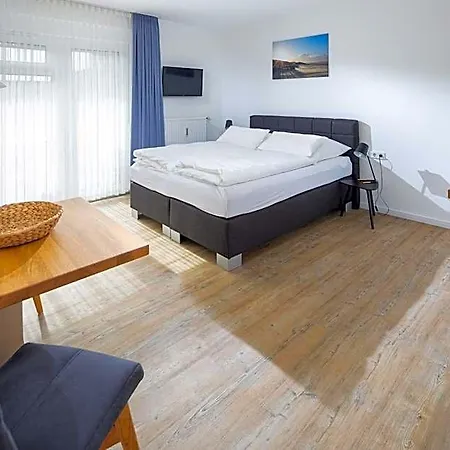 Haus Bracht- Direkt Am Kurplatz Juist